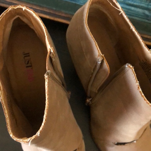 JustFab heeled booties - Picture 2 of 5